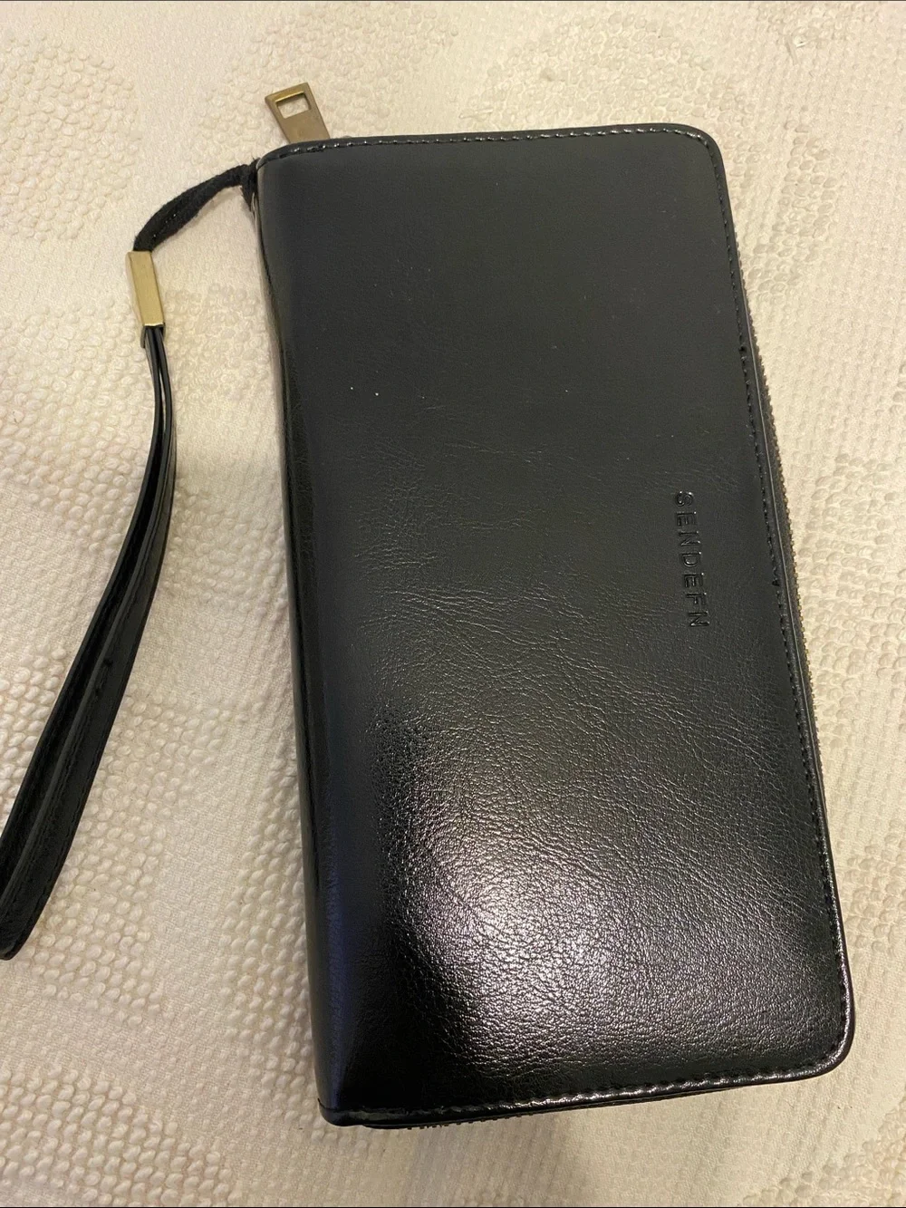 Sendefn Black Zip-Around Leather Wristlet Wallet, no damage